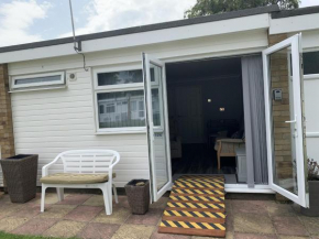 Cosy Disabled Access Chalet in Belle Aire Hemsby